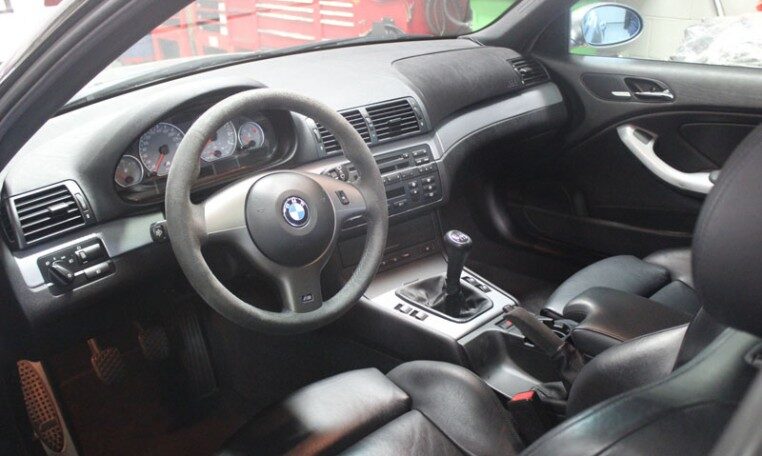 shenis-auto-trend-independent-european-car-specialist-vehicles-2006-bmw-m3-e46-competition-package-05
