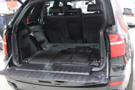 shenis-auto-trend-independent-european-car-specialist-vehicles-2007-bmw-x5-48i-e70-full-loaded-awd-06