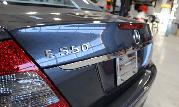 shenis-auto-trend-independent-european-car-specialist-vehicles-2008-mercedes-e550-4-matic-10