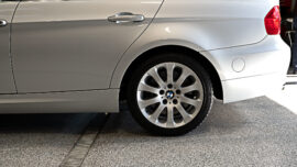 sheni's-2009-BMW-335-DIESEL-left-rear-wheel