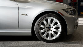 sheni's-2009-BMW-335-DIESEL-right-front-wheel