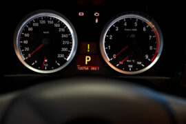 Sheni's-2008-E92-BMW-M3-cluster
