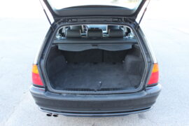 2004-BMW-325Xi-Touring-07