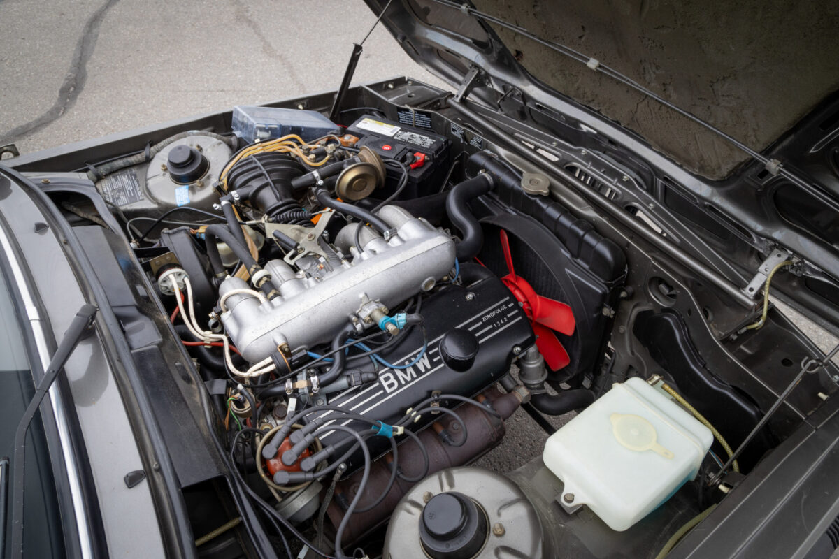 shenisautotrend-1978-bmw-320i-e21-11