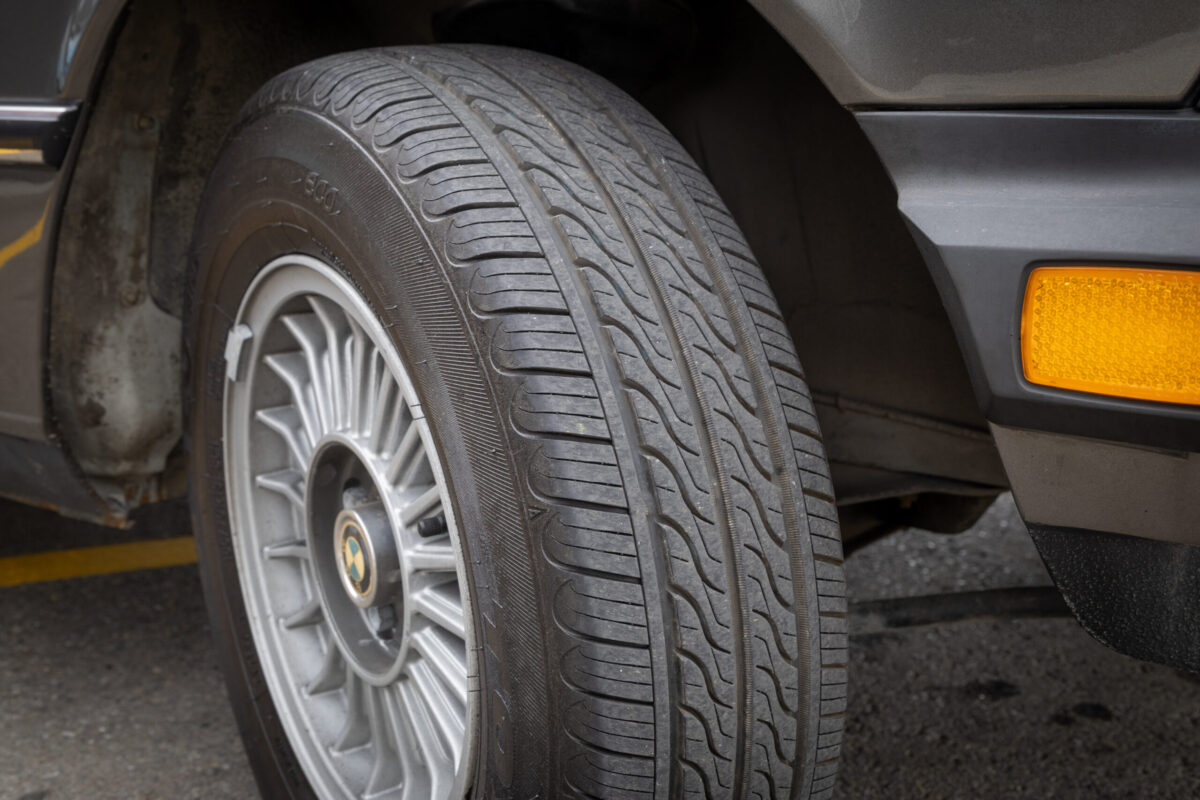 shenisautotrend-1978-bmw-320i-e21-10