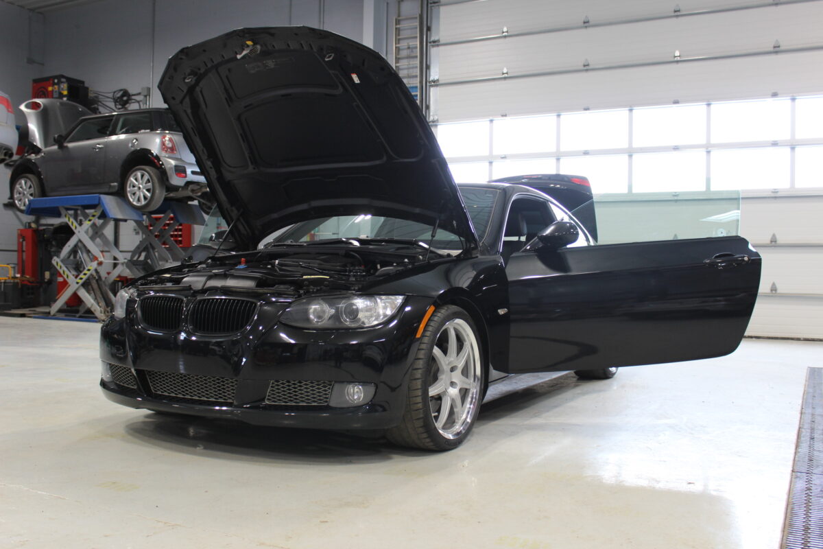 shenis-auto-trend-european-cars-for-sale-2009-BMW-335i-Dinan-3-E92-N54-20