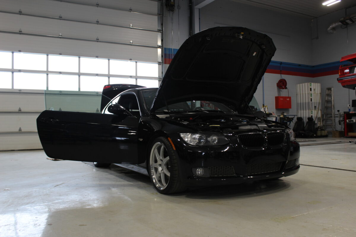 shenis-auto-trend-european-cars-for-sale-2009-BMW-335i-Dinan-3-E92-N54-22