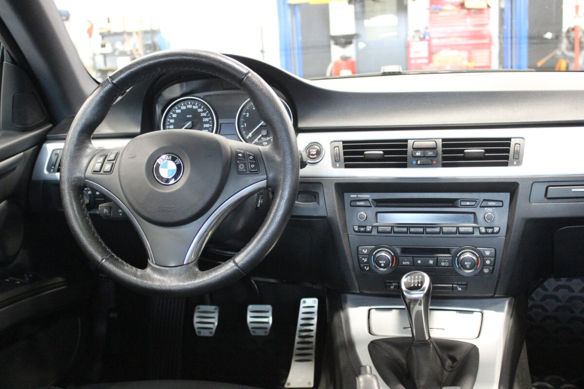shenis-auto-trend-european-cars-for-sale-2009-BMW-335i-Dinan-3-E92-N54-28